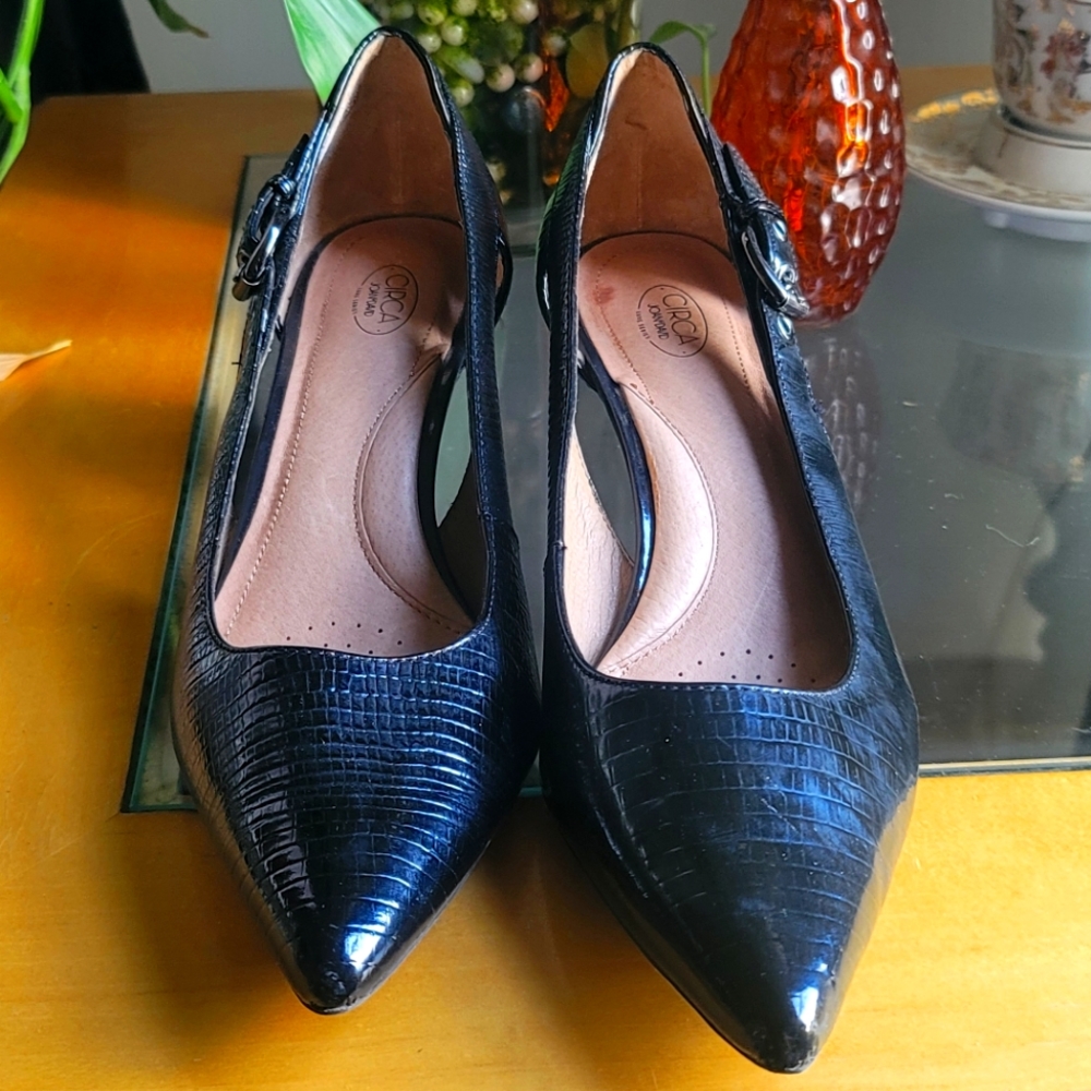 Circa Joan & David Black Leather animal print heels